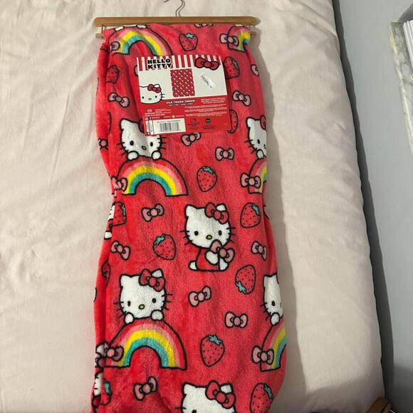 Hello Kitty Silk Touch Throw Blanket - Picture 1 of 1